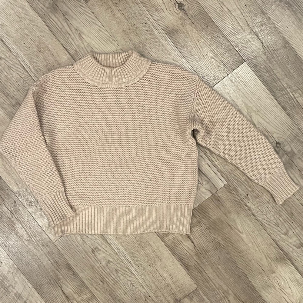 Chunky Knit Long Sleeve Turtleneck Sweater